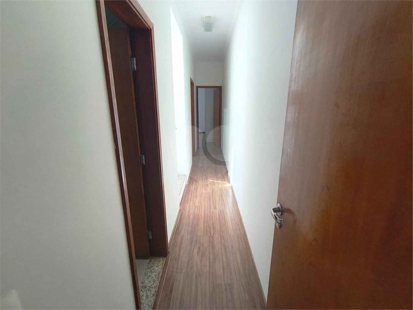 Casa à venda com 3 quartos, sendo 2 suítes, em Vila Carolina, Itapetininga, SP