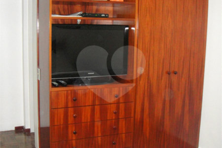 Apartamento à venda com 3 quartos, sendo 1 suíte, em Itaim Bibi, São Paulo, SP