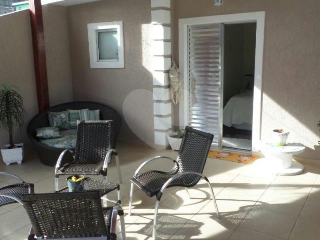 Sobrado à venda com 3 quartos, sendo 1 suíte,  em Horto, São Paulo, SP