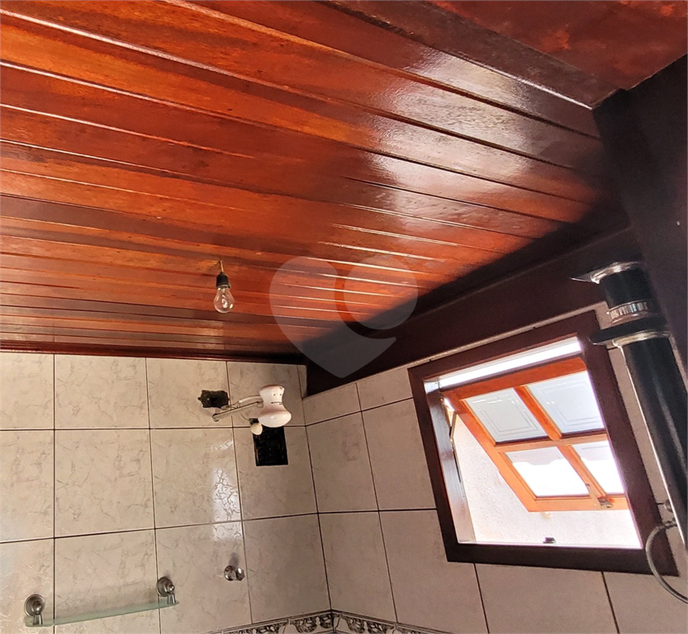 Casa à venda ou para alugar com 3 quartos, sendo 1 suíte,  em Vila Nova Aparecida, Mogi das Cruzes, SP