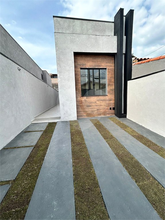Casa à venda com 2 quartos, sendo 1 suíte,  em Vila Nova Cintra, Mogi das Cruzes, SP