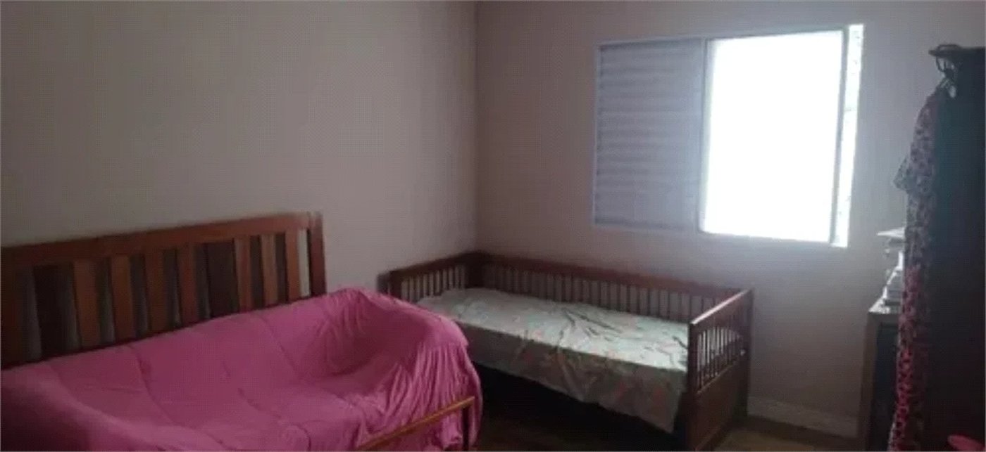 Casa à venda com 3 quartos em Jardim Maracá, São Paulo, SP