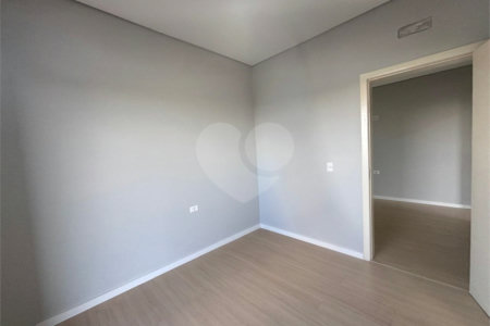 Casa à venda com 3 suítes no condomínio Helena Maria, Sorocaba - SP