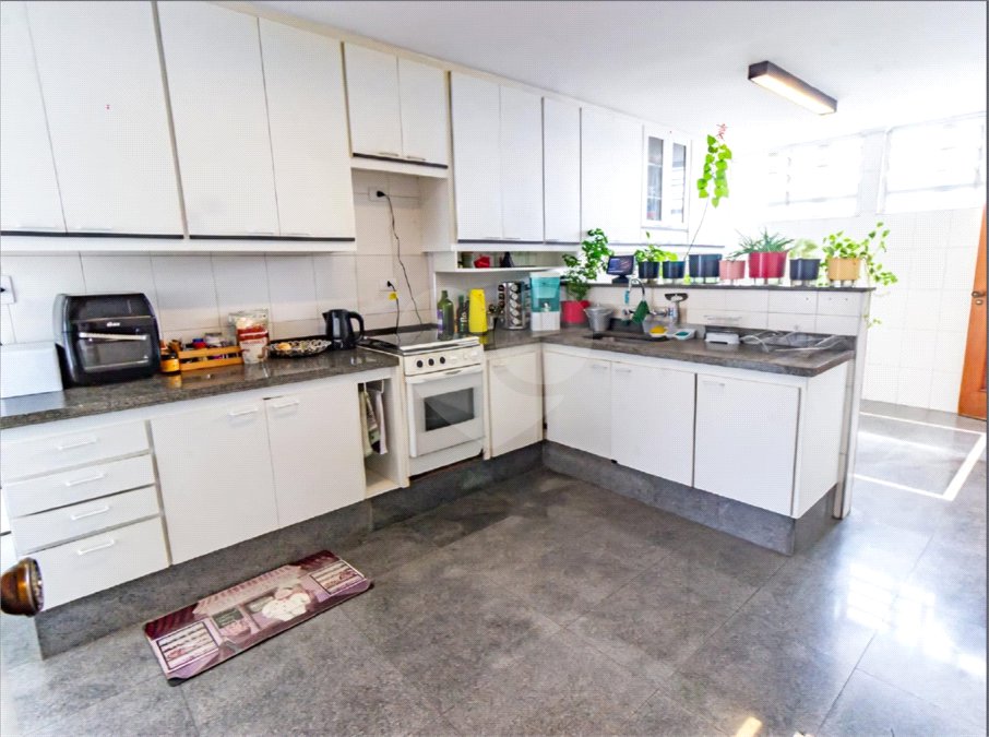 Apartamento à venda com 3 quartos, sendo 1 suíte,  em Mooca, São Paulo, SP