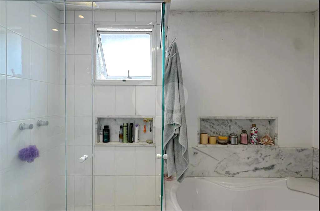 Apartamento à venda com 2 quartos, sendo 1 suíte,  em Água Branca, São Paulo, SP