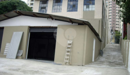 Prédio à venda em Santana, São Paulo, SP