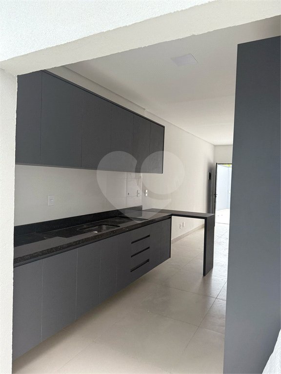 Casa à venda com 3 quartos, sendo 1 suíte,  em Jardim das Bandeiras, Mogi das Cruzes, SP