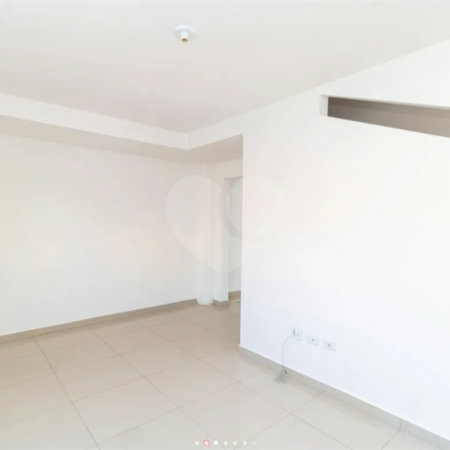 Casa à venda com 2 suítes no condomínio Dos Pássaros, São Paulo - SP