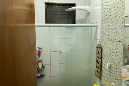 Vende-se casa no Jardim Paulistano 02 dormitórios