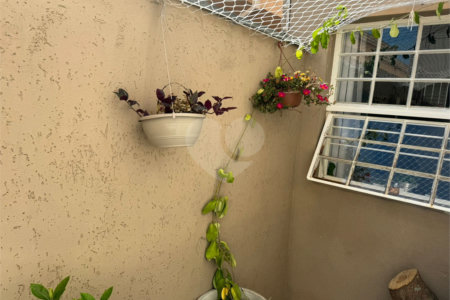 Casa à venda com 2 quartos, sendo 1 suíte, em Jardim Shangri-lá, Itapetininga, SP