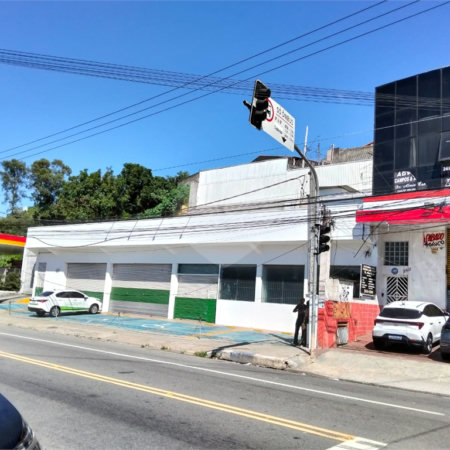 Salão para alugar em Cocaia, Guarulhos, SP