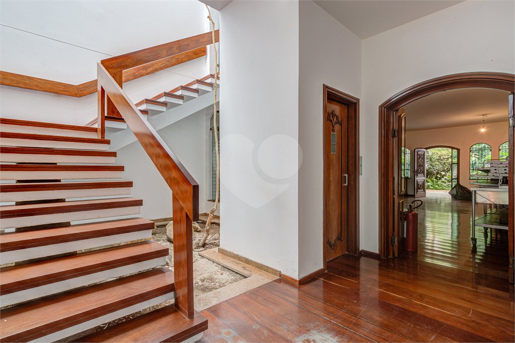 Casa à venda com 5 suítes em Jardim Prudência, São Paulo, SP
