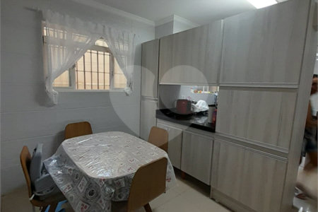 Sobrado à venda com 3 quartos, sendo 1 suíte, em Vila Mazzei, São Paulo, SP