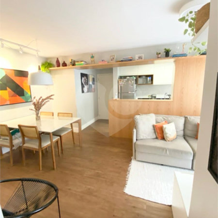 Apartamento à venda Vila Gumercindo - 2 dormitórios, 1 suíte, 1 vaga