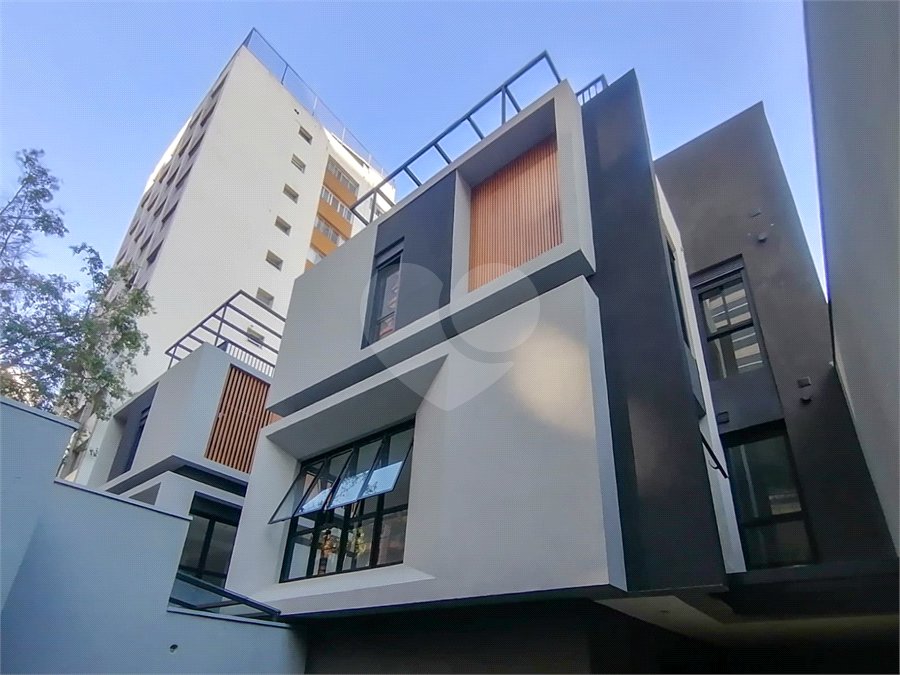 CASA DE CONDOMINIO CUBE TUTOIA/196m2/3Q/1SUITE + ROOFTOP