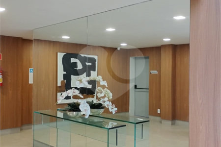 Apartamento à venda com 2 quartos em Santo Amaro, São Paulo, SP