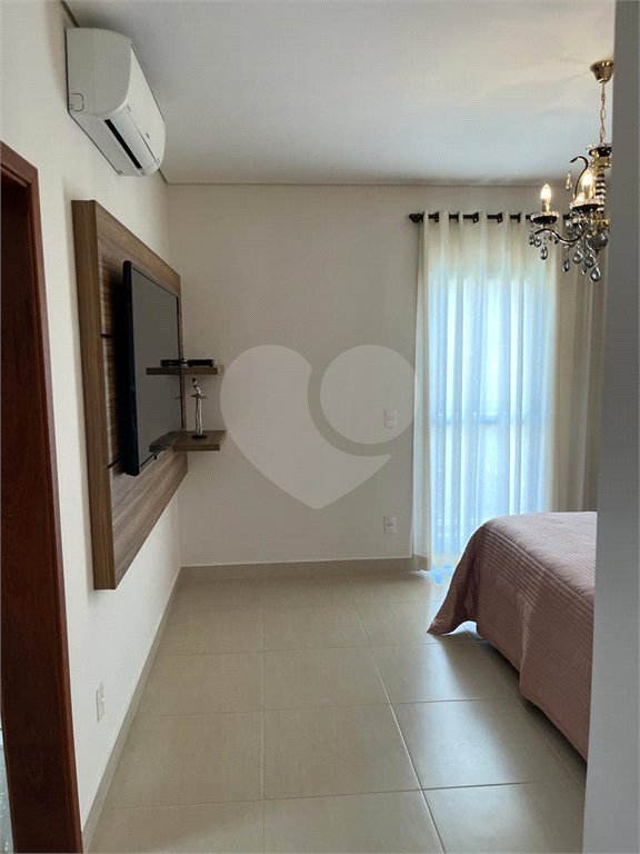 Casa em Condomínio - Jardim Residencial Alto de Itaici!