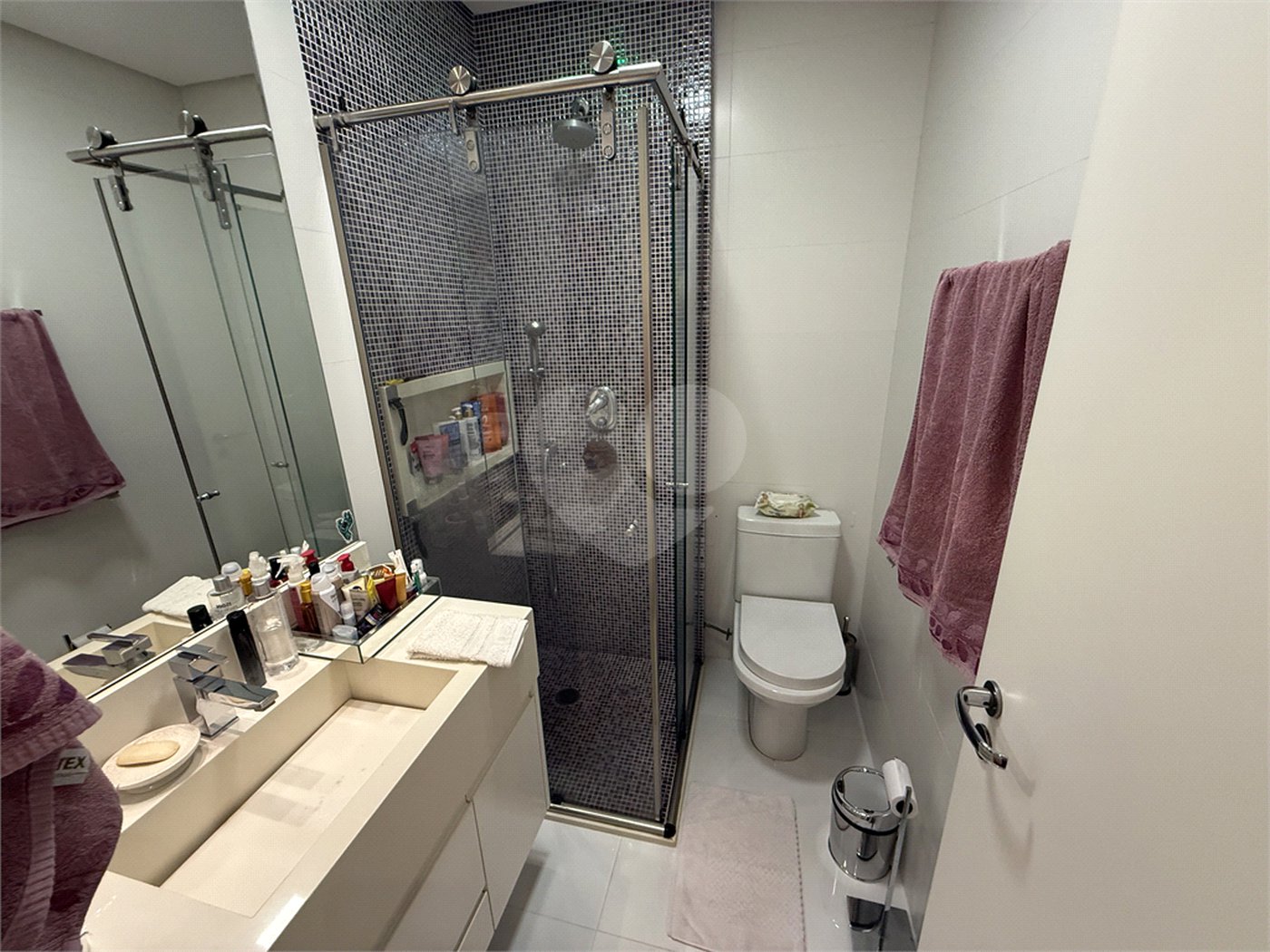 Casa à venda com 4 quartos, sendo 3 suítes,  no condomínio Aromaz, São Bernardo do Campo - SP