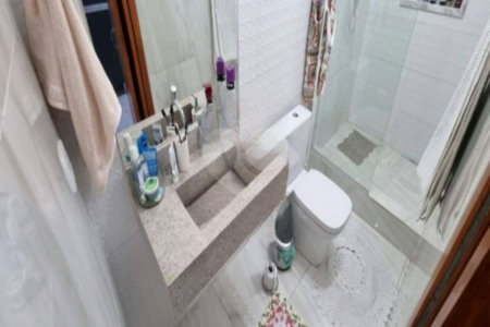 Casa à venda com 3 quartos, sendo 1 suíte, em Vila Carrão, São Paulo, SP