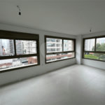 Apartamento à venda com 3 suítes em Moema, São Paulo, SP