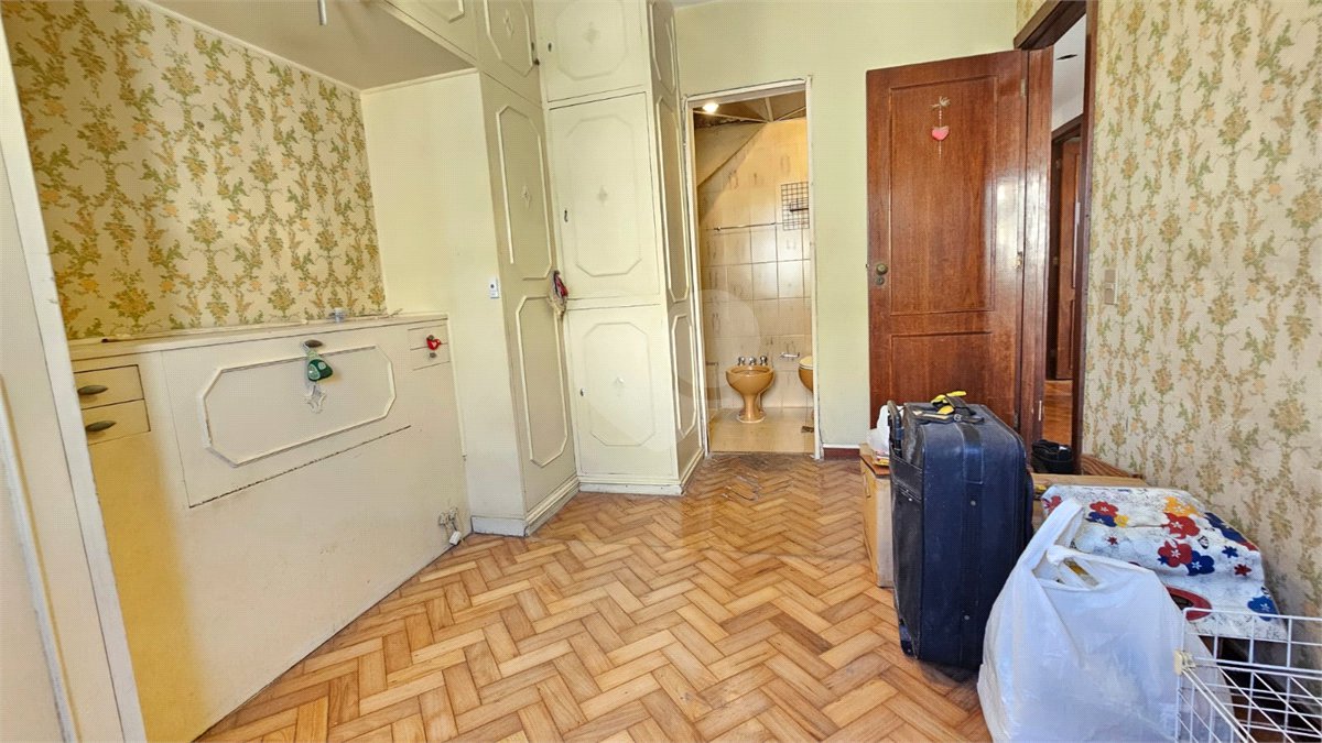 Apartamento à venda com 3 quartos, sendo 1 suíte, em Leblon, Rio de Janeiro, RJ