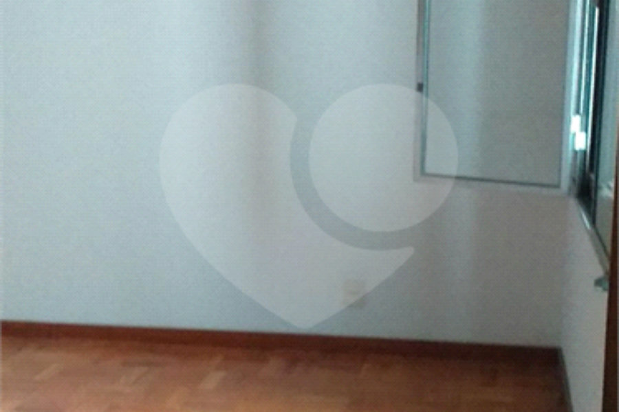 Sobrado à venda com 4 quartos em Santana, São Paulo, SP