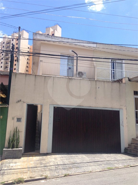 Sobrado à venda com 4 quartos, sendo 1 suíte, em Jardim Celeste, São Paulo, SP