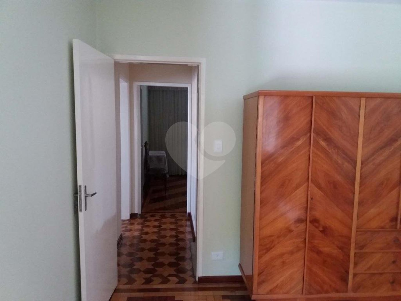 Sobrado à venda com 3 quartos, sendo 1 suíte, em Tremembé, São Paulo, SP