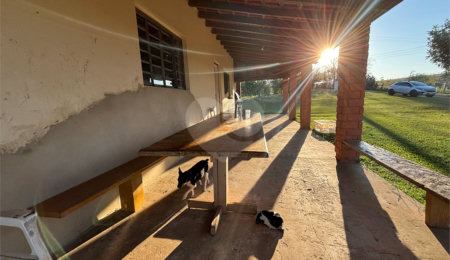 Sítio à venda com 3 quartos, sendo 1 suíte,  em Canta Galo, Itapetininga, SP