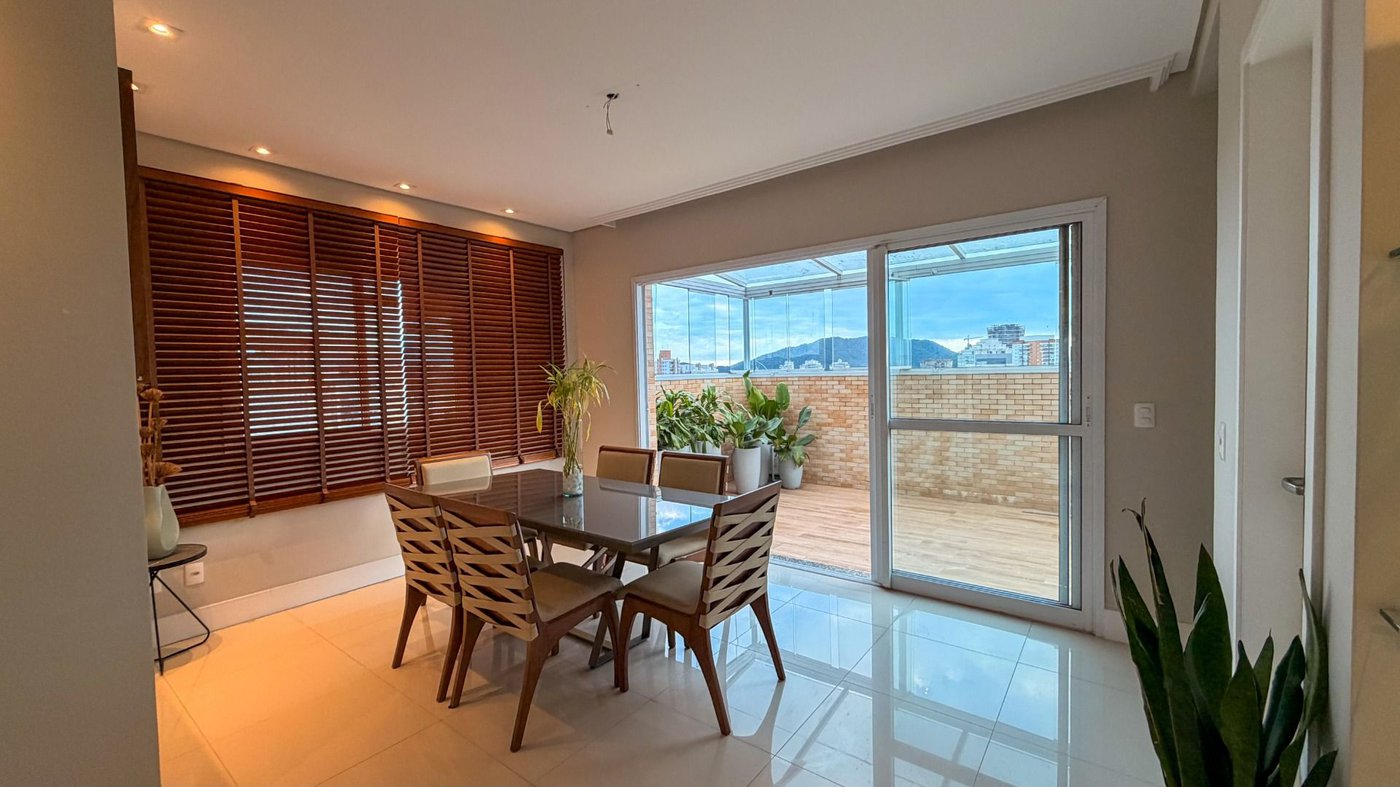 Cobertura Duplex com Vista para o Mar | 3 Suítes, SPA Privativo, Porteira Fechada e Lazer Completo
