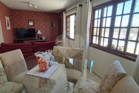 Sobrado à venda com 3 quartos, sendo 1 suíte, em Jardim Arize, São Paulo, SP