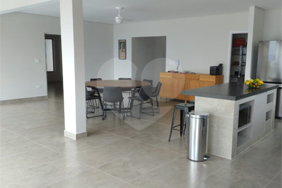Casa à venda com 4 quartos, sendo 2 suítes, no condomínio Alpes da Cantareira, Mairiporã - SP