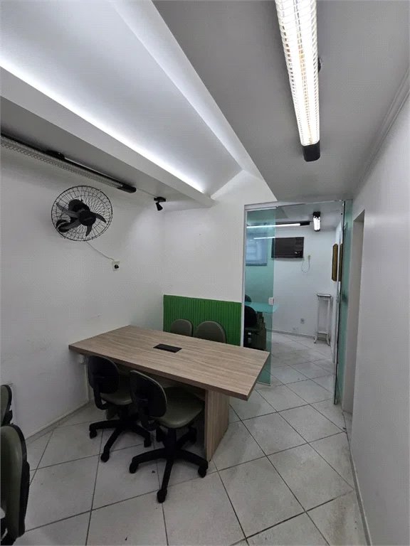 Sala à venda com 1 quarto em Jardim Arpoador, São Paulo, SP