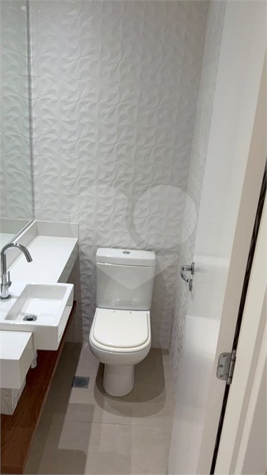 Apartamento à venda ou para alugar com 2 suítes em Vila Olímpia, São Paulo, SP