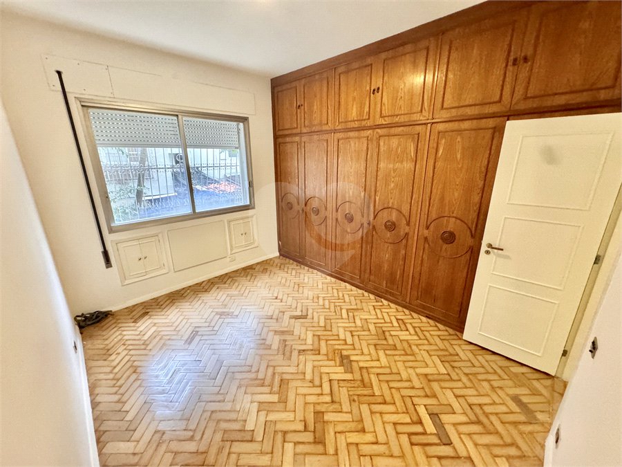 Apartamento à venda com 4 quartos, sendo 1 suíte, em Lagoa, Rio de Janeiro, RJ