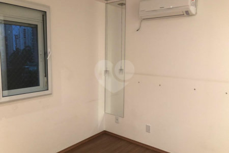 Apartamento à venda com 3 quartos, sendo 2 suítes,  em Paraíso do Morumbi, São Paulo, SP