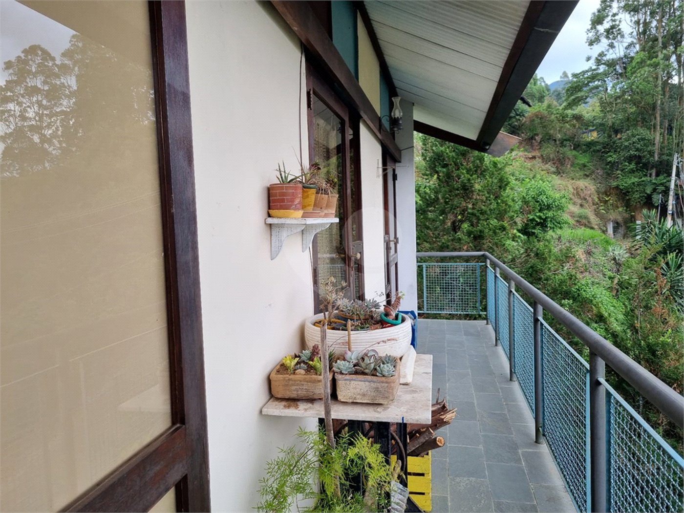 Apartamento à venda com 3 quartos, sendo 2 suítes, em Cônego, Nova Friburgo, RJ
