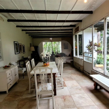 Casa à venda com 4 suítes no condomínio Chácara Flora, São Paulo - SP