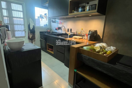 Casa à venda com 2 quartos no condomínio Villagio Dei Fiori, Atibaia - SP