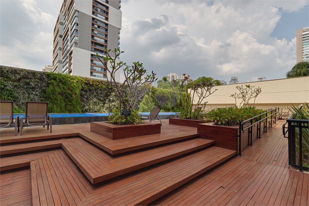 Apartamento à venda com 3 suítes em Brooklin, São Paulo, SP