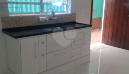 Casa à venda com 2 quartos em Horto, São Paulo, SP
