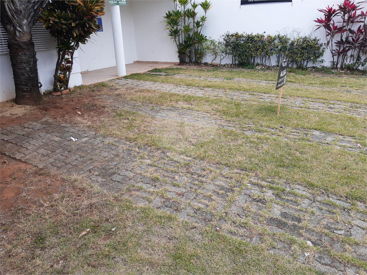 Sobrado à venda com 4 suítes em Vila Santana, Sorocaba, SP