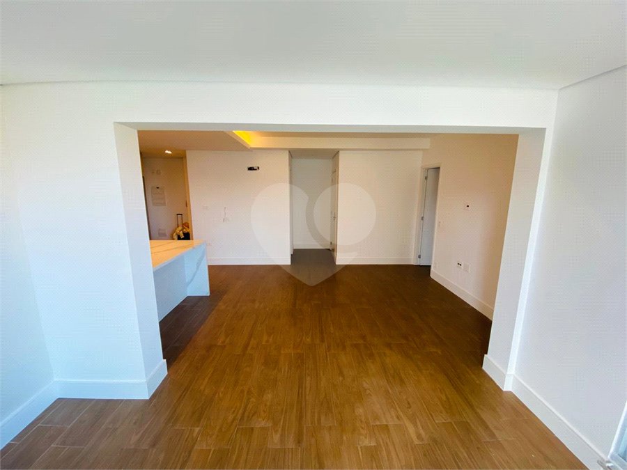 Apartamento à venda ou para alugar com 3 quartos, sendo 1 suíte,  em Vila Mogilar, Mogi das Cruzes, SP