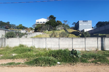 Chácara à venda com 3 quartos, sendo 1 suíte, no Centro, Nazaré Paulista, SP