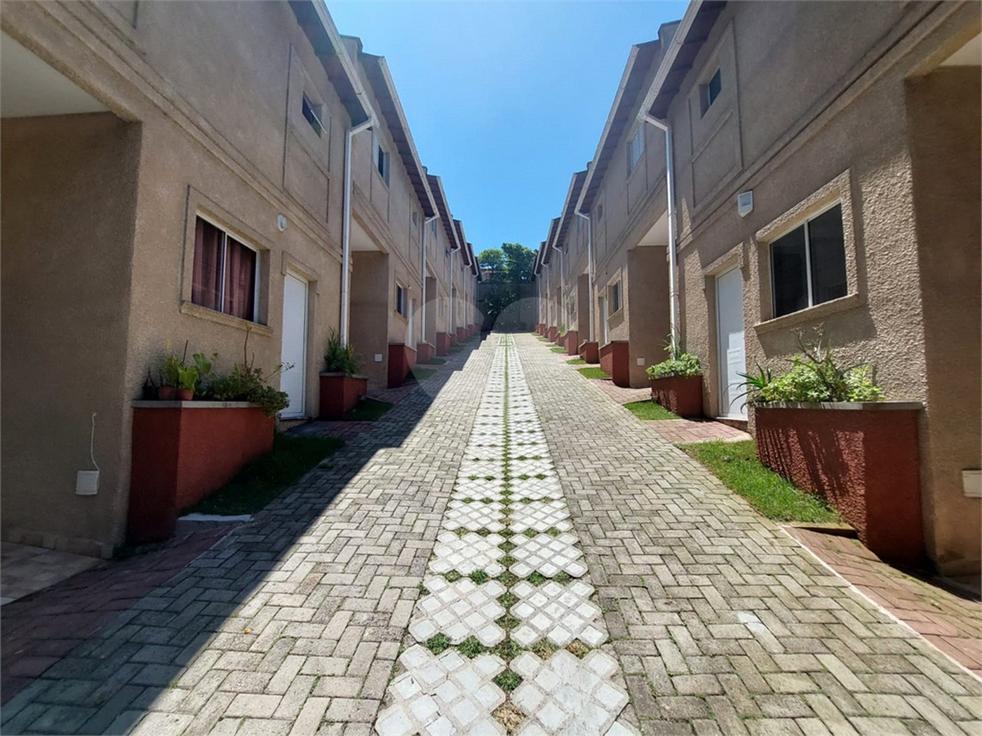 Casa para alugar com 2 suítes no condomínio Residencial Atucuri, São Paulo - SP