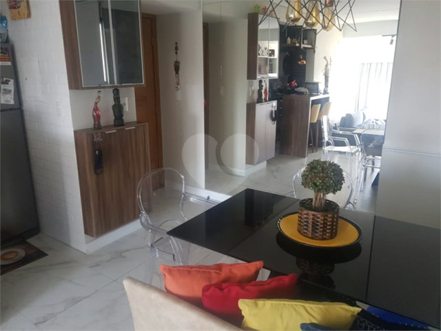 Flat à venda com 1 suíte em Santana, São Paulo, SP