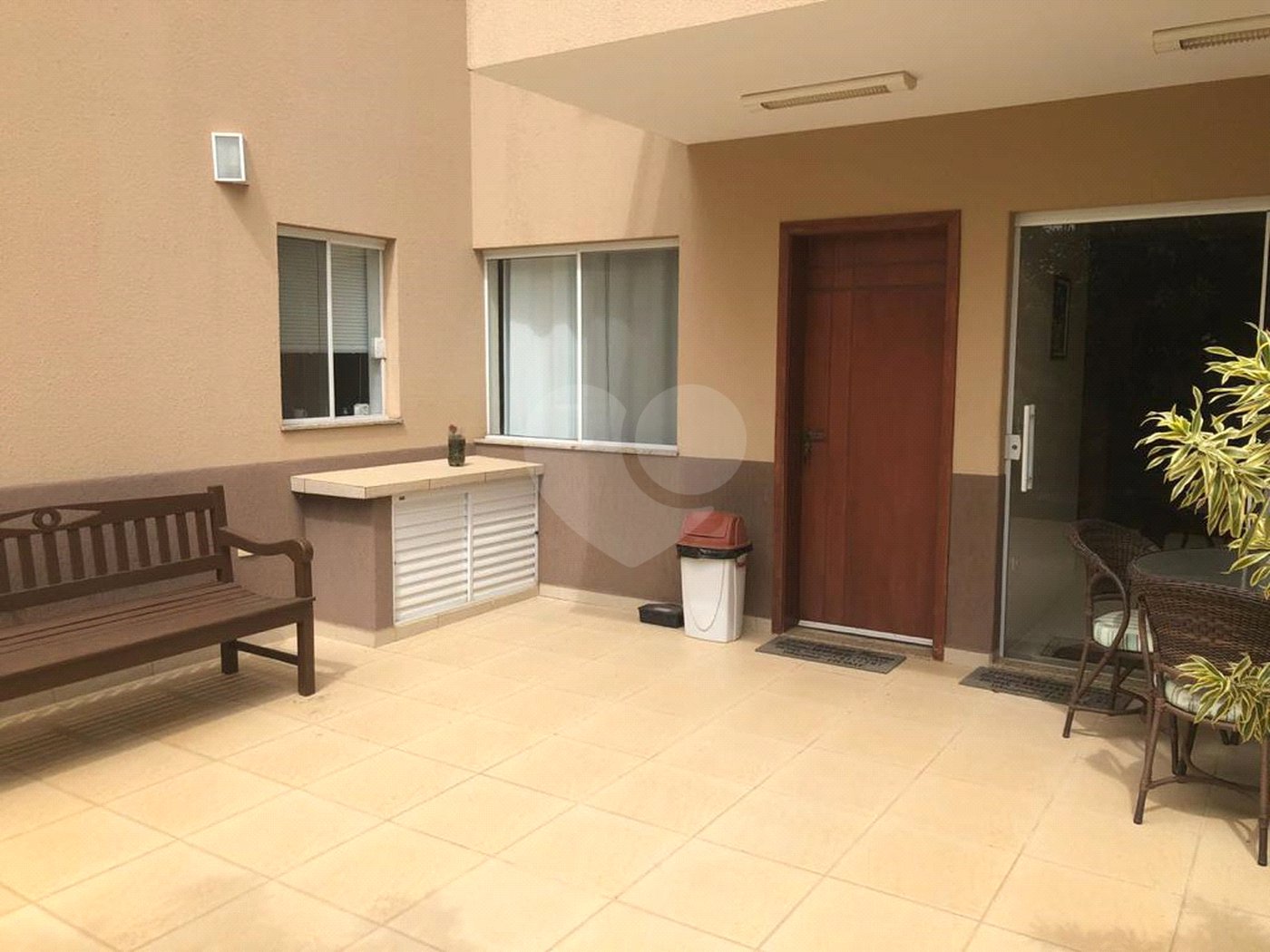 Casa à venda com 5 suítes no condomínio Terras de Mont Serrat, Salto - SP