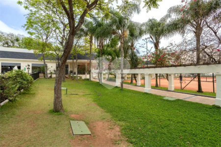 Apartamento à venda com 3 quartos, sendo 1 suíte, em Alto da Boa Vista, São Paulo, SP