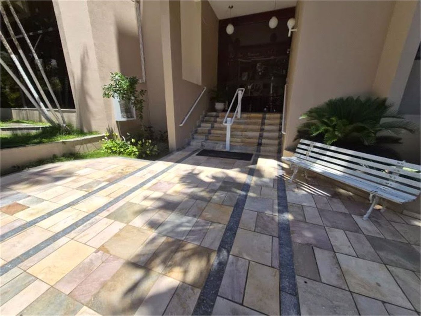 Apartamento Residencial à venda, Loteamento João Batista Julião, Guarujá - AP1261.