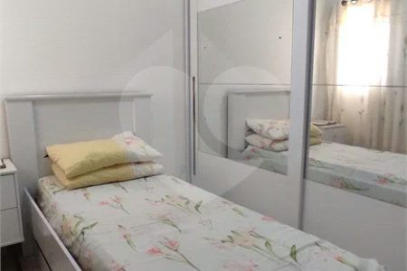 Casa à venda com 2 suítes em Chora Menino, São Paulo, SP